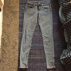 Grey skinny jeans